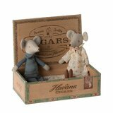 Grand-Père et Grand-Mère Souris dans Boîte à Cigares