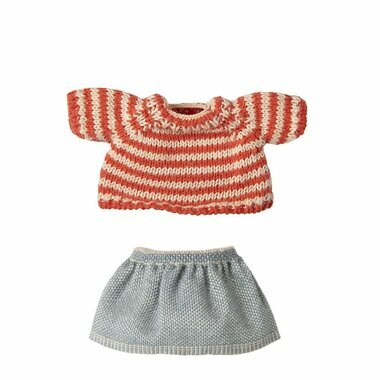 Pull en Tricot et Jupe pour Grande Soeur Souris