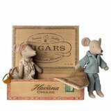 Maman et Papa Souris dans Boite à Cigares
