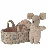 B&eacute;b&eacute; Souris dans son Couffin - Rose